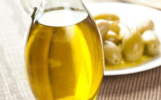 高血脂|血脂高的人,可能有两个表现,坚持吃五物,或许不给血管“添堵”