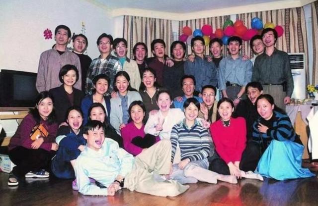 童文红|阿里的前台小妹，马云曾经给她0.2%股份，20年过去，现状怎样了？