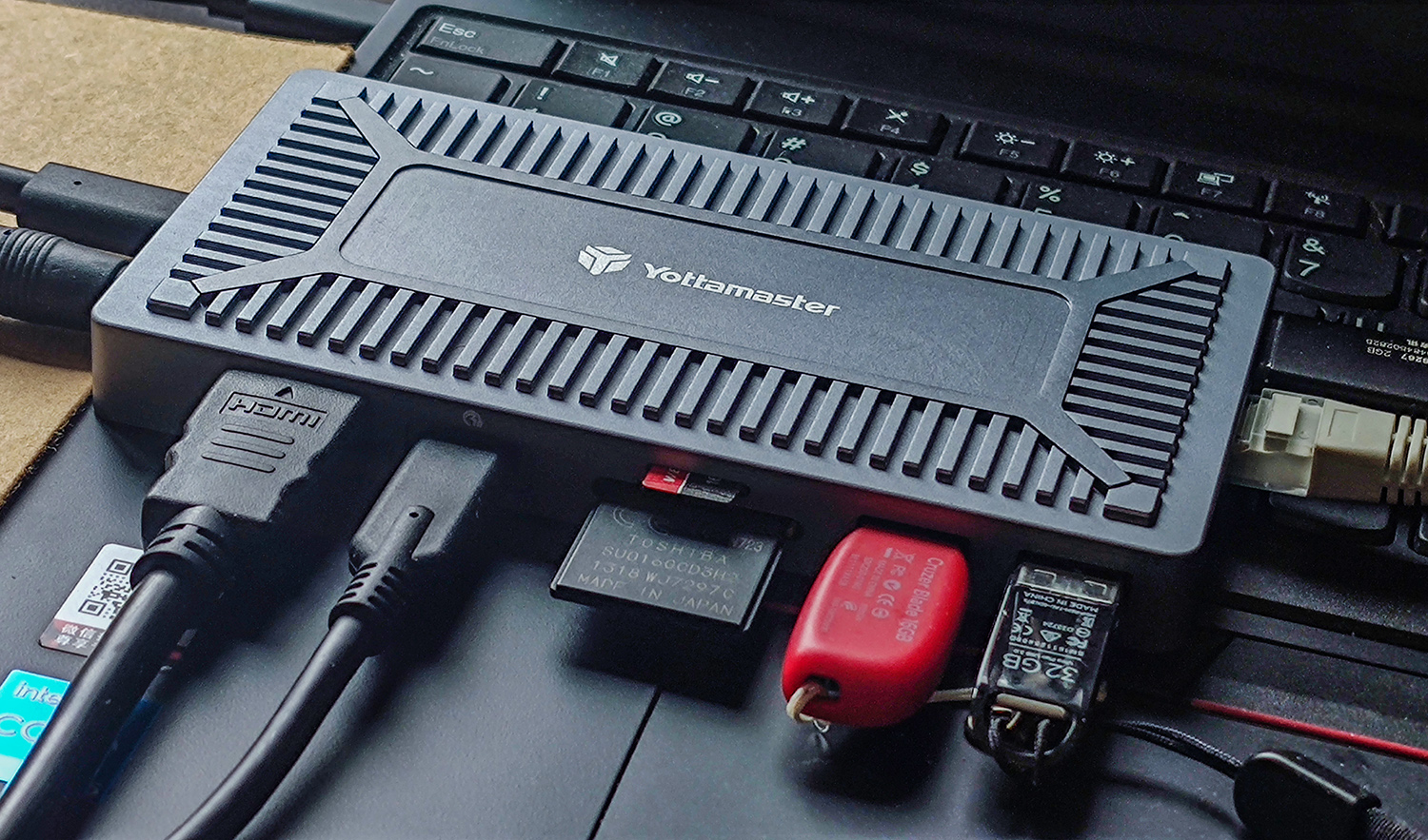 USB|9口扩展+USB3.1硬盘盒：尤达大师SO6-C3