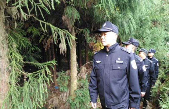 少妇处处留情惹祸上身,痴情男友找上家门,婆家2死1伤