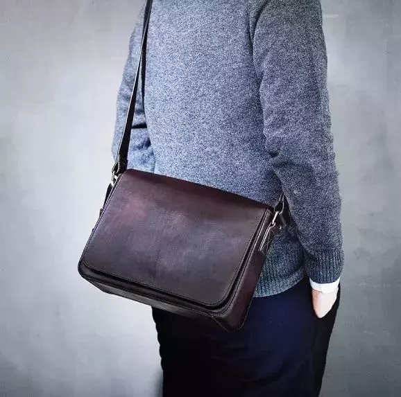 包包丨与冬天绝配的「皮革包」,去这些品牌里选