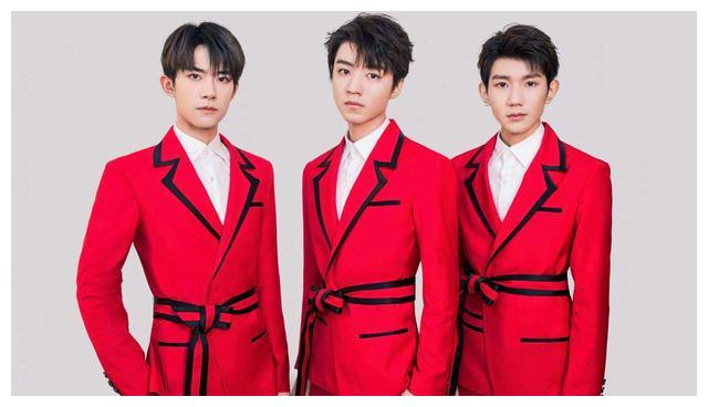 王鹤棣|王源、易烊千玺帮王俊凯宣传新片，师弟马嘉祺、宋亚轩看超前点映