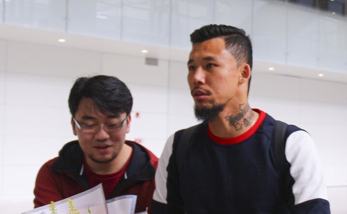 上海申花|他原可成申花功勋，如今退役却被上港善待，为球队引进多笔强援