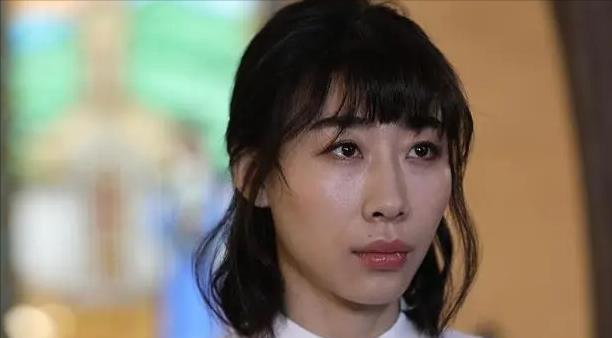 富士康|结婚2年就出轨？任素汐陷入丑闻再次翻红，可怜前夫李洋为爱抱病