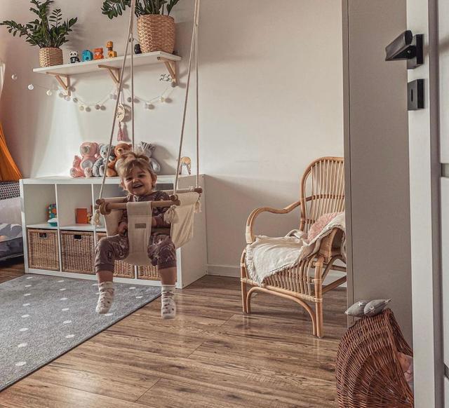 看了这位波兰女主98的家,整个人都被治愈了,不豪华但很温馨!