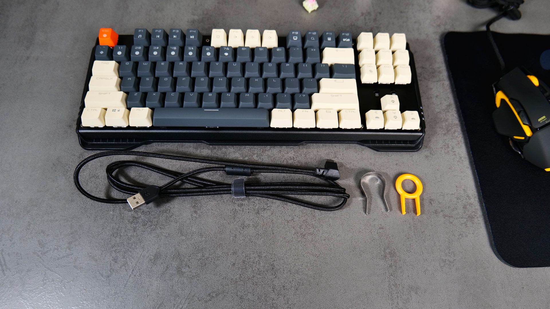 机械键盘|与众不同！贱驴光轴机械键盘+325S游戏鼠标开箱