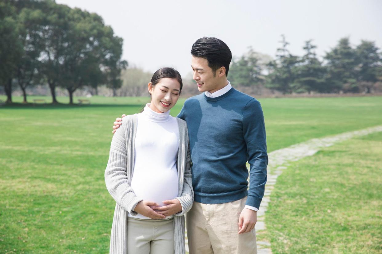 给孩子起名“吴霜”,办出生证时医生打错,妈妈大喜:不改了