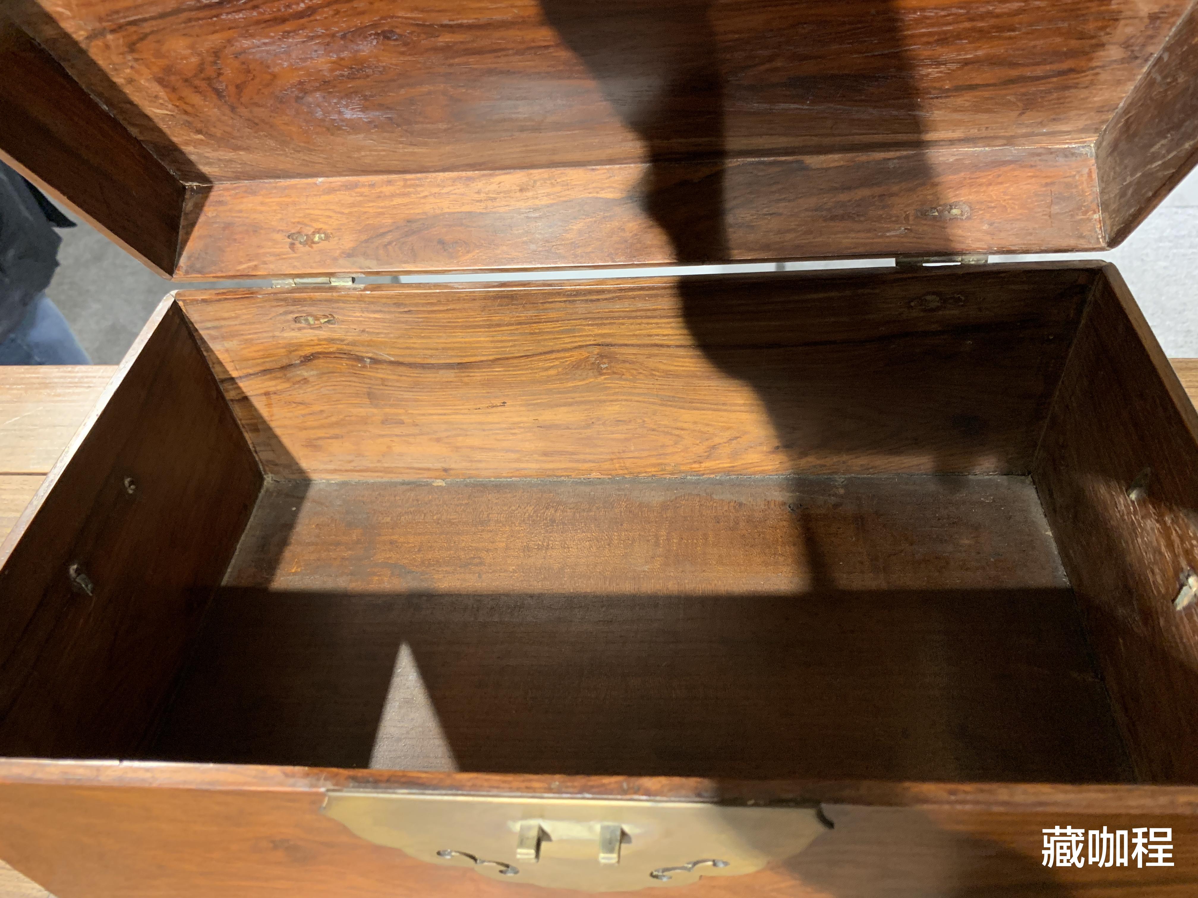 黄花梨|个头不大、价格不低,黄花梨两撞提盒17.25万成交