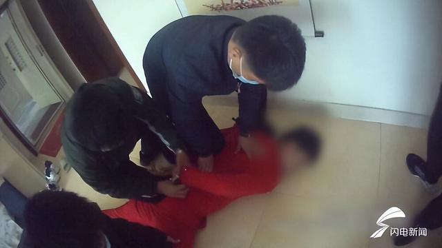 男子转账上万元求奔现,“女友”长发络腮胡似“李逵”:靠在网上找对象骗钱维持生活