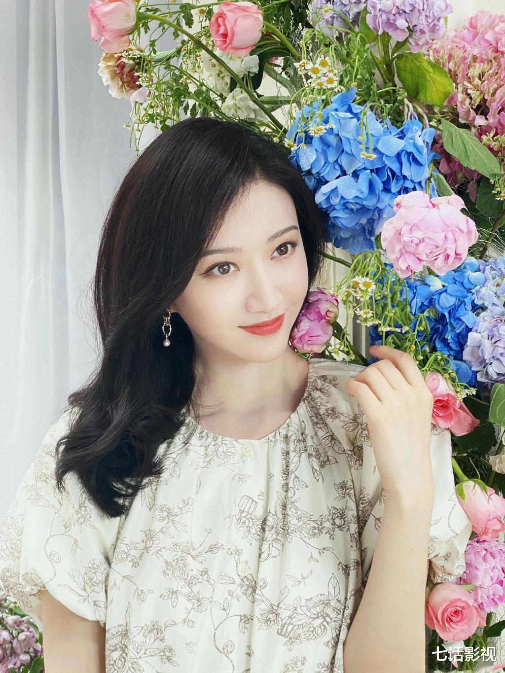 赵樱子|笨蛋美人称霸热搜，景甜翻车，赵樱子自认情商低，张碧晨气坏观众