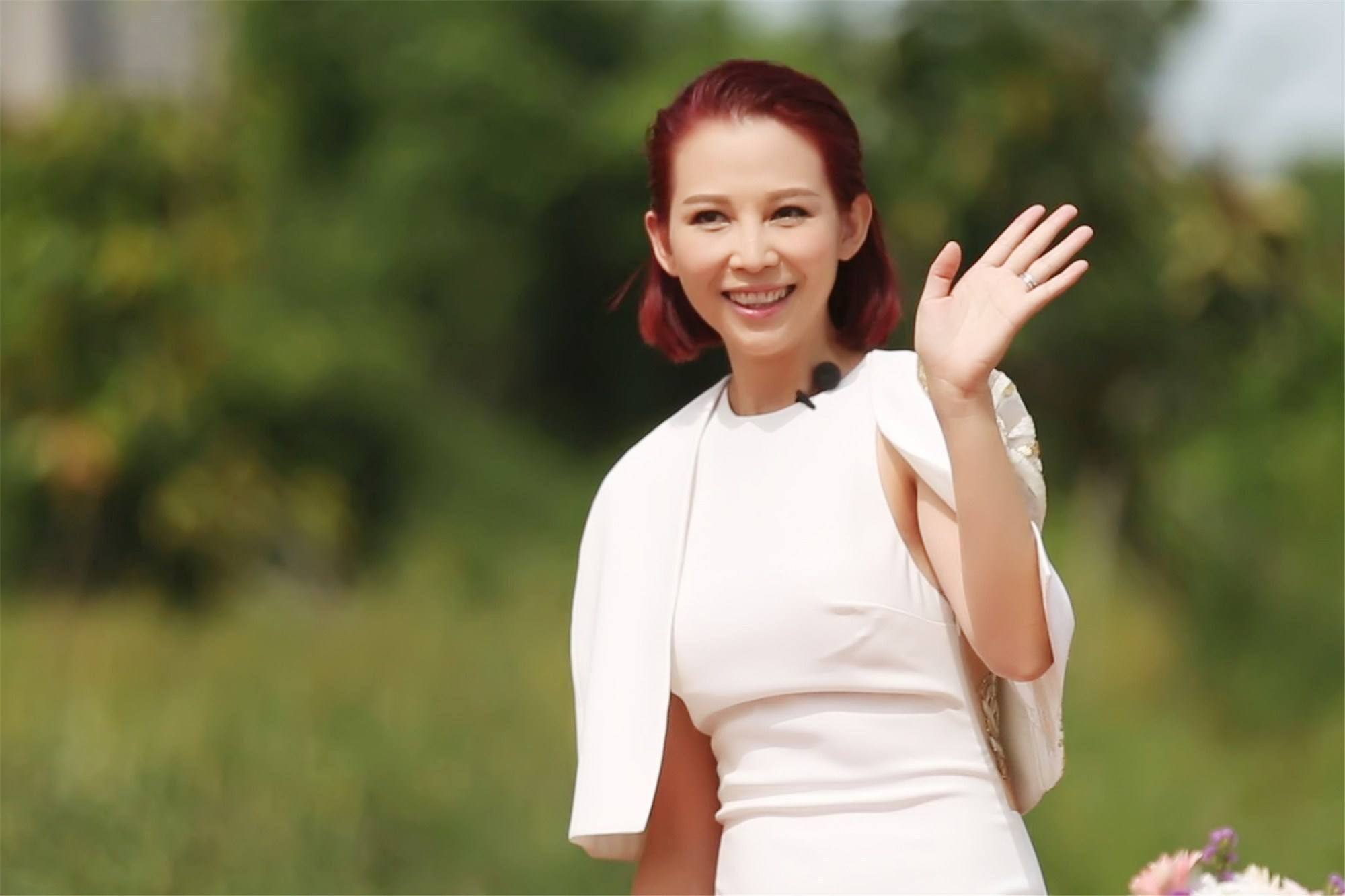 马天宇|母亲自杀父亲消失,她把弟弟培养成当红小生,弟弟给她买房伺候坐月子