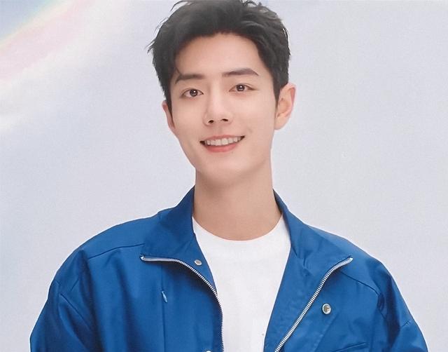 大S|给肖战的高级感！品牌方承包院线映前投放，新一席商务解锁新造型