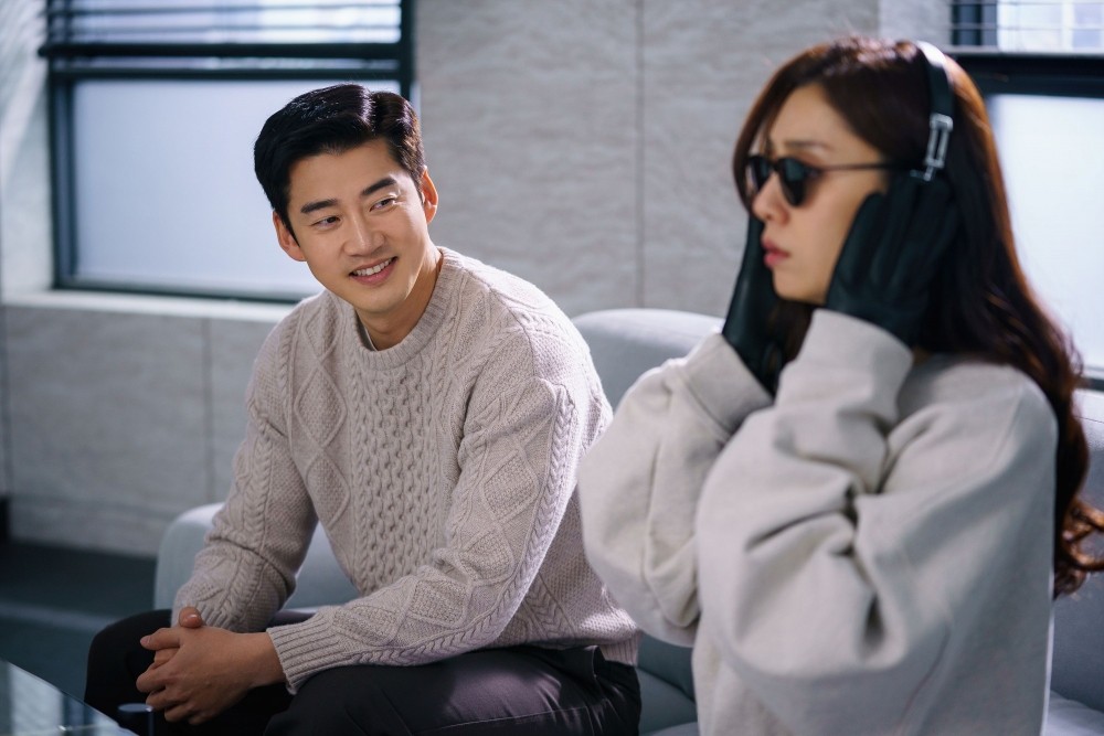 尹启相|韩剧《第六感之吻》5-6集，徐智慧携手尹启相演绎「傲娇上司暗恋我」高甜剧情！