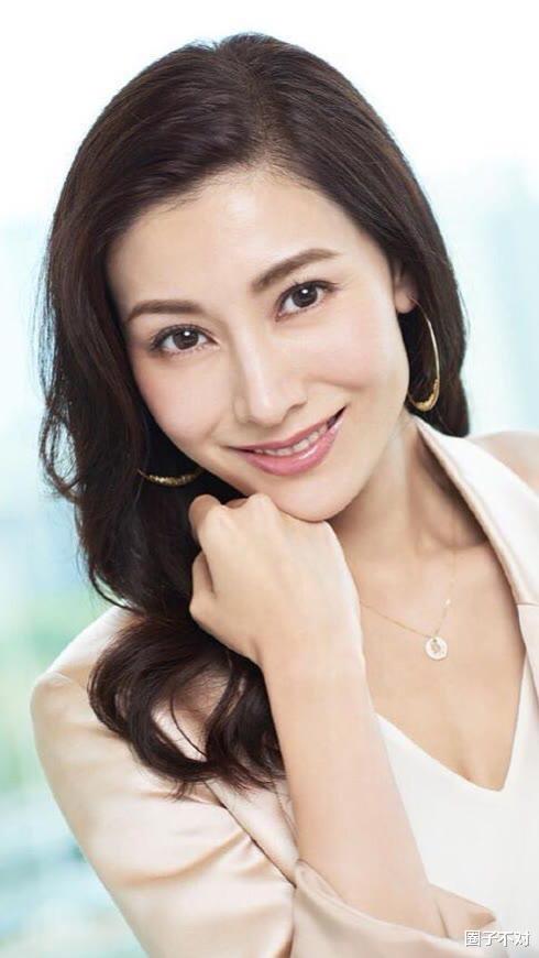 李嘉欣|“富豪狙击手”李嘉欣：收李嘉诚三千万过夜费，多次挑衅何超琼