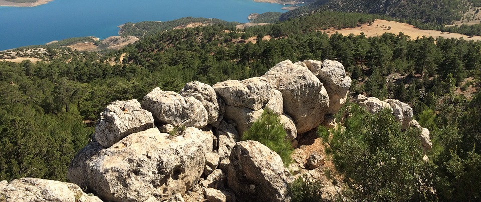 |?  职场里，我们的精力是有限的