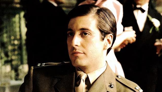 教父|解读电影《教父》中的细节，人物出场、摄影、灯光各有讲究