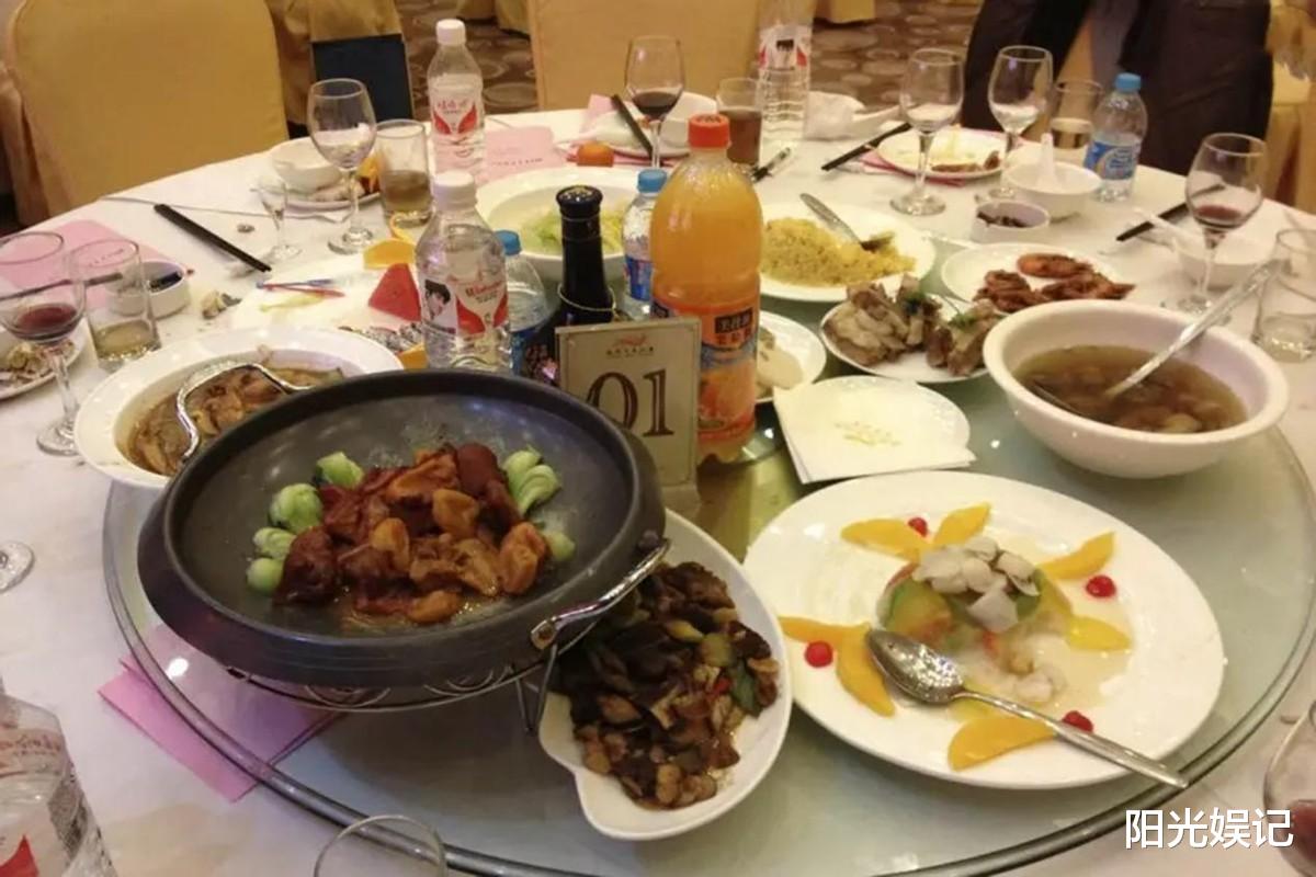 |酒桌上这3种人可别小看,不主动敬酒,却倍受领导赏识,有大智慧