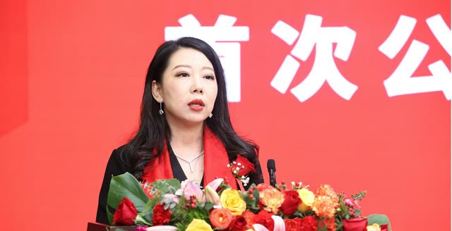 许昌南阳新乡3位奇女子,白手起家,财富数十亿,1人曾是手机教母