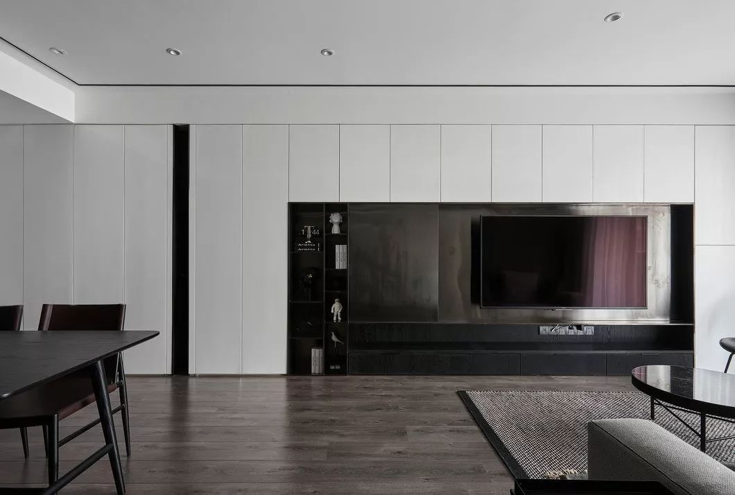 越来越多人家里背景墙都这样设计!看起来不仅有格调,还非常耐用