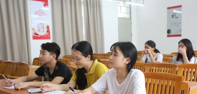 招聘|烟草、辅导员、图书管理员一窝蜂开始招聘！研究生赶紧前来报名！