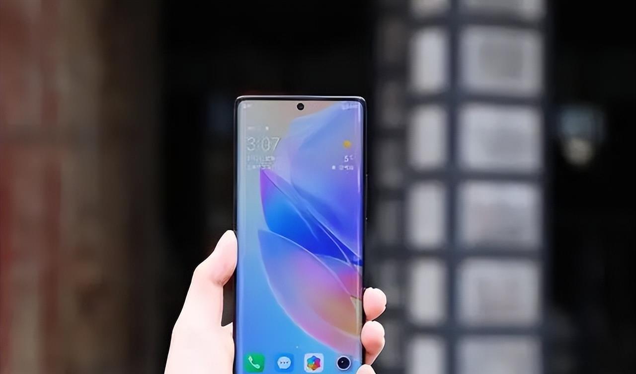 电影|骁龙7 Gen1续写中端辉煌，OPPO、荣耀、小米多款机型搭载