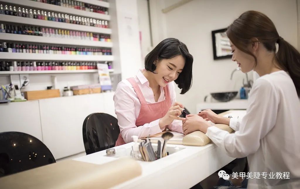 美甲 美甲工具和各种必用品