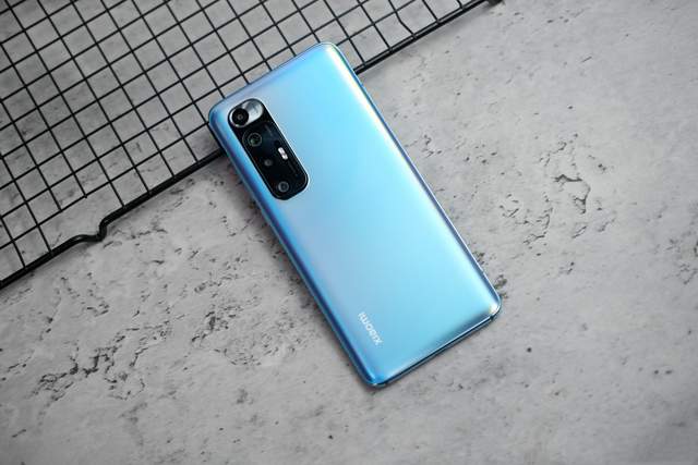 OLED|春节换机必备！这3款真香机跌至“真香价”，买到就是赚到