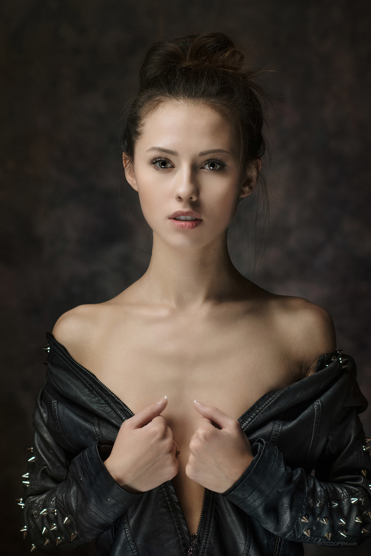 卧室摆放什么仿真花最吉利,卧室适合放什么花