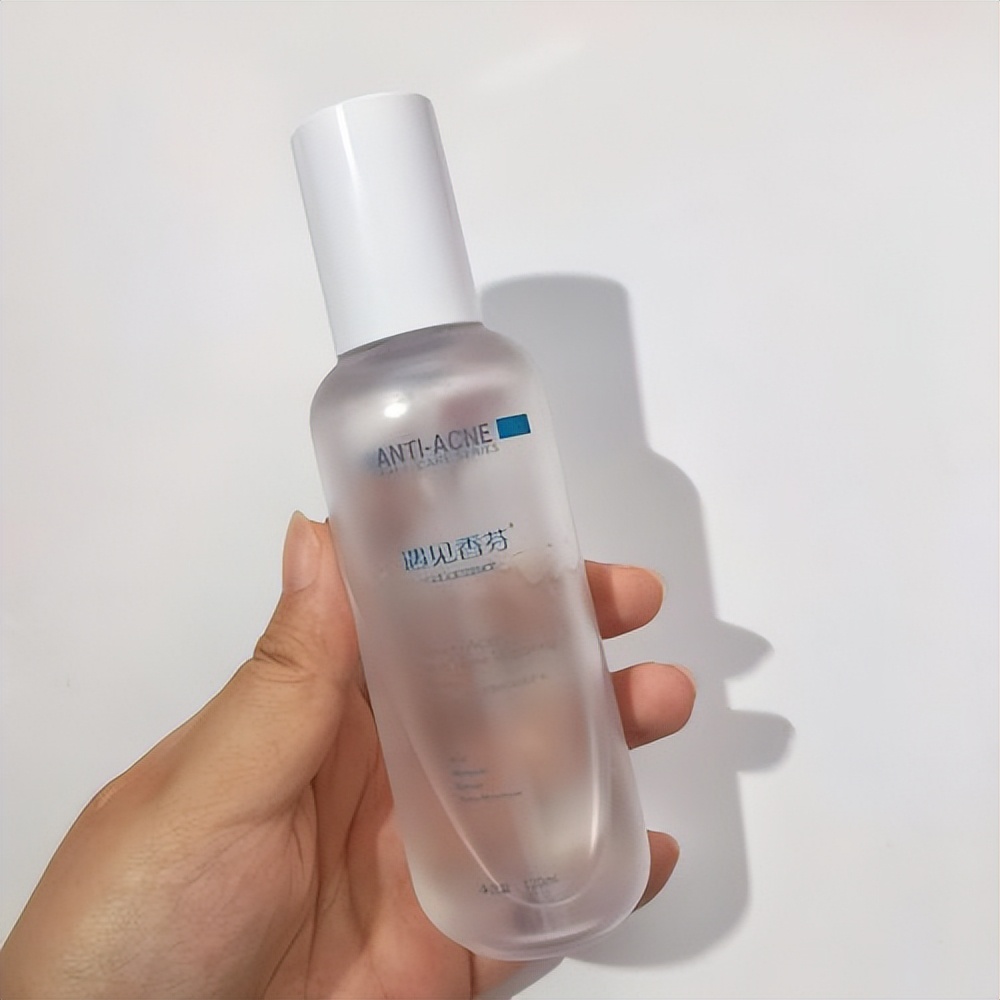 护肤品 热门水乳真实测评｜避免智商税高性价比保湿美白修复水乳套装推荐