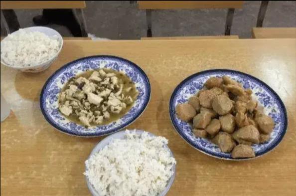 真正的中国好寺庙,不收门票不卖香火自己种菜,一份斋饭2元贵吗