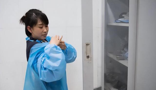 大学生|殡仪馆公开进行招聘,退伍军人可以优先上岸,大学生却不屑争取?