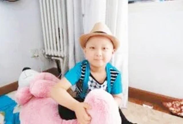 易烊千玺|他4岁登台,6岁上春晚,8岁却因病去世,人称“年画娃娃”