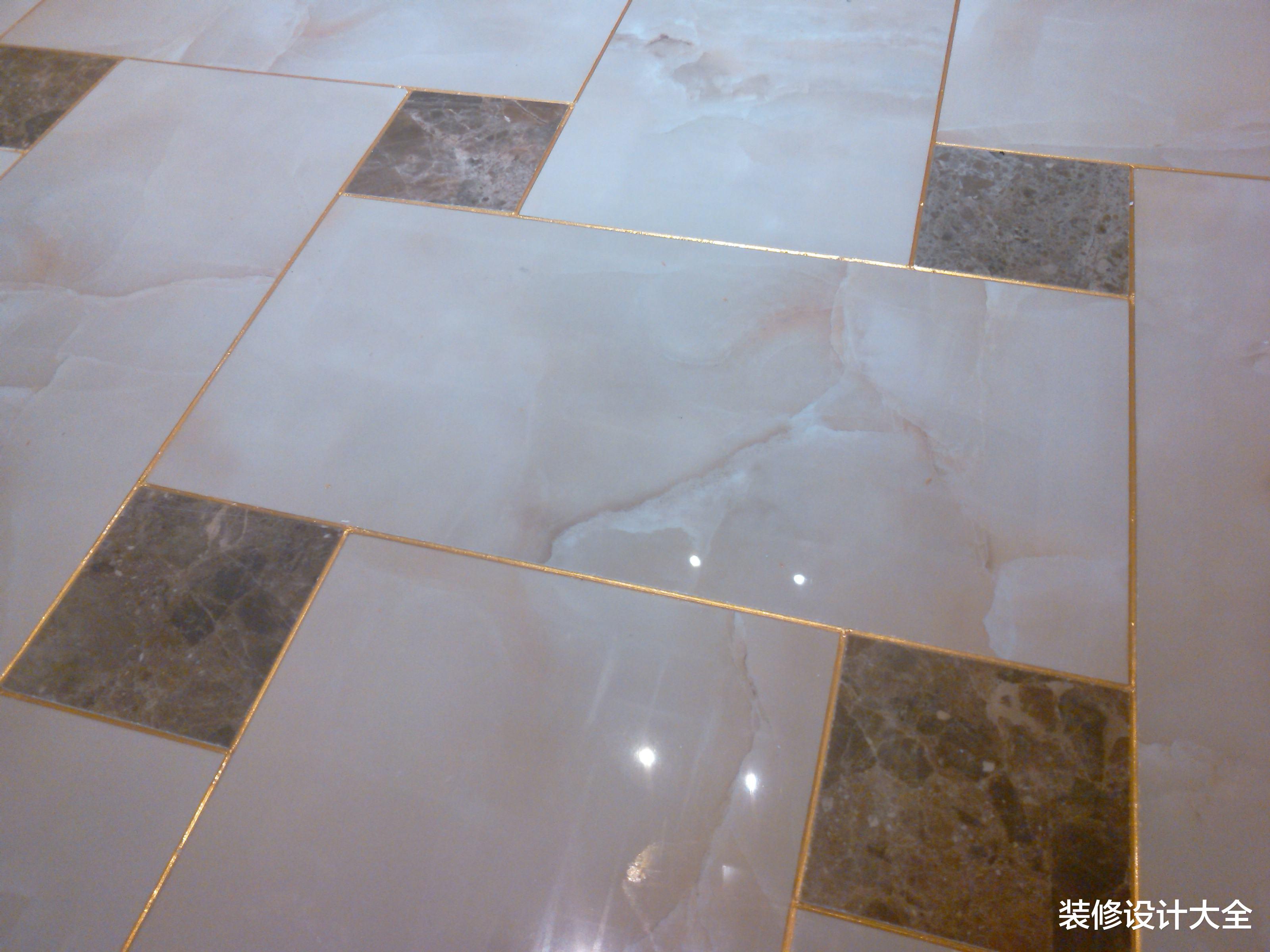 通体砖、全抛釉、玻化砖等哪个更好？听师傅分析，很多人都被坑了！