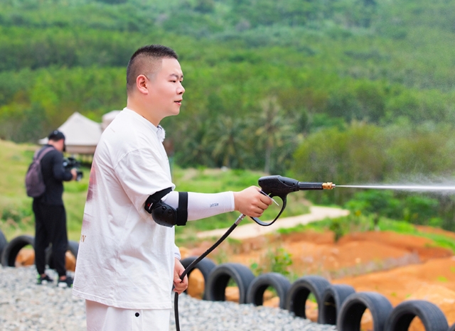 林更新|新游记: 林更新藏拙失败,烤鱿鱼好评如潮,一眼识破节目组设定