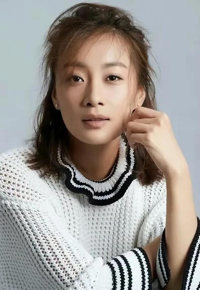 徐梵溪|前男友花5亿娶李小冉，改名三次也不红，如今37岁仍单身