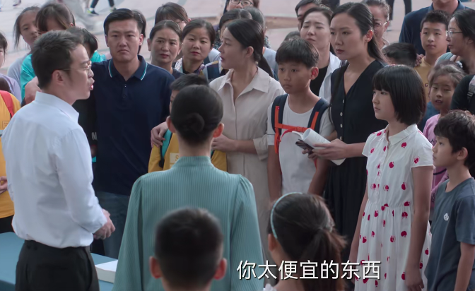 滤镜|《天才基本法》：童瑶的泪沟，张子枫的脸，这部剧的滤镜太真实