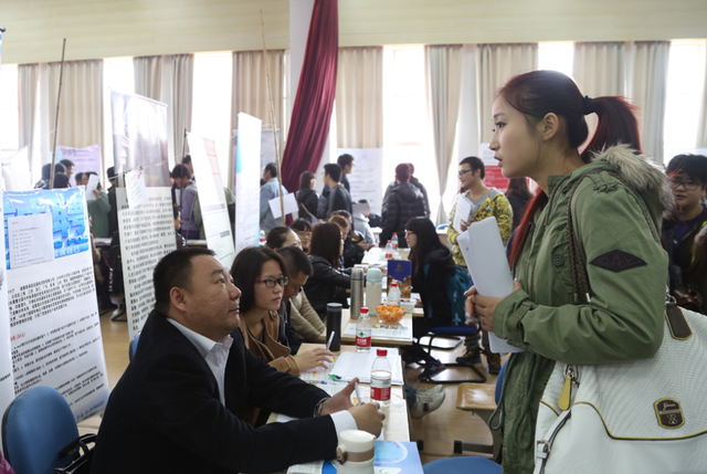 招聘|话剧院回应易烊考编,原来是参加“线上面试”,有人劝他主动放弃