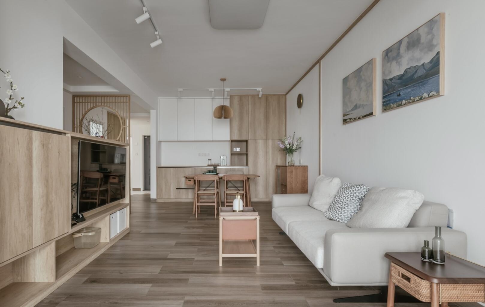 她84㎡家,简直是“教科书式布局”,动线完美,储物空间多到爆