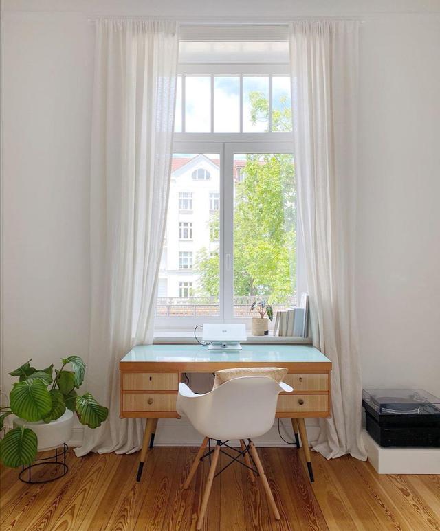 每一扇窗都是一个取景框,喜欢的是窗外风景,爱的是窗内的生活