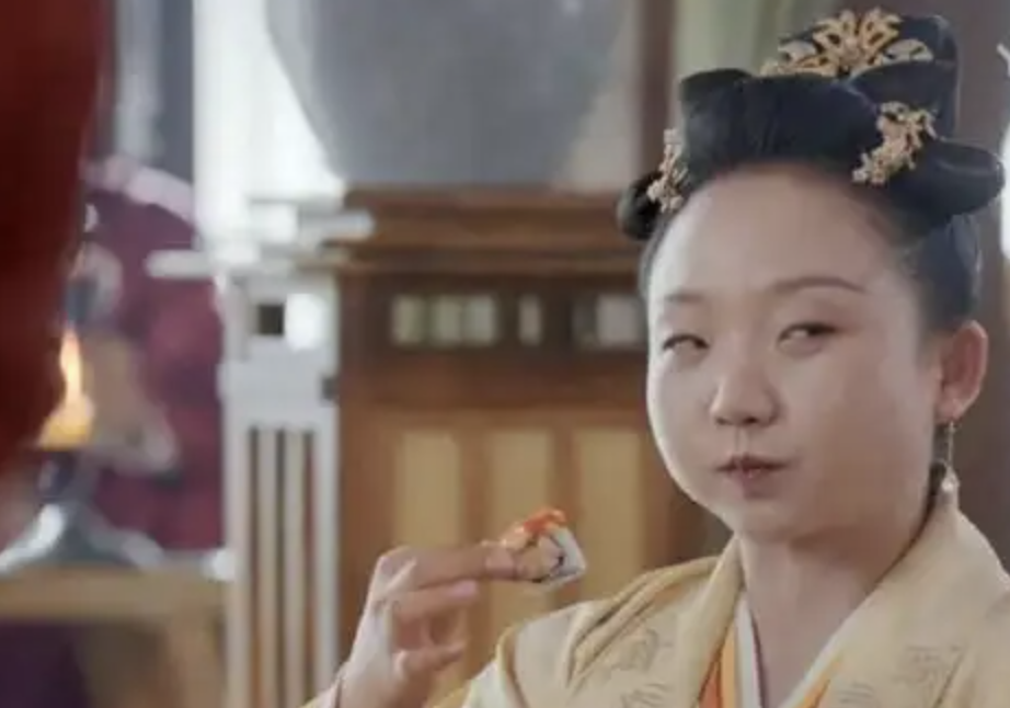 赵露思|“明明是网红偏偏要当明星”的8位艺人,有人成顶流,有人已凉了