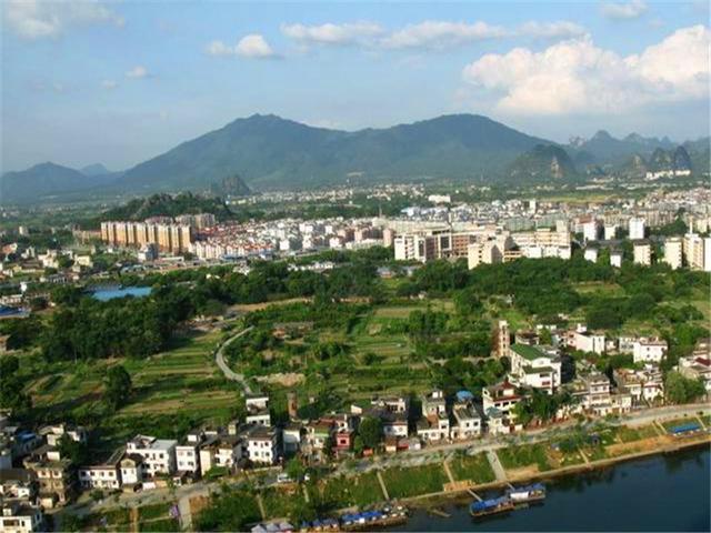 |桂林“逆袭”县城,距柳州仅178公里,坐拥3条高速和2大铁路