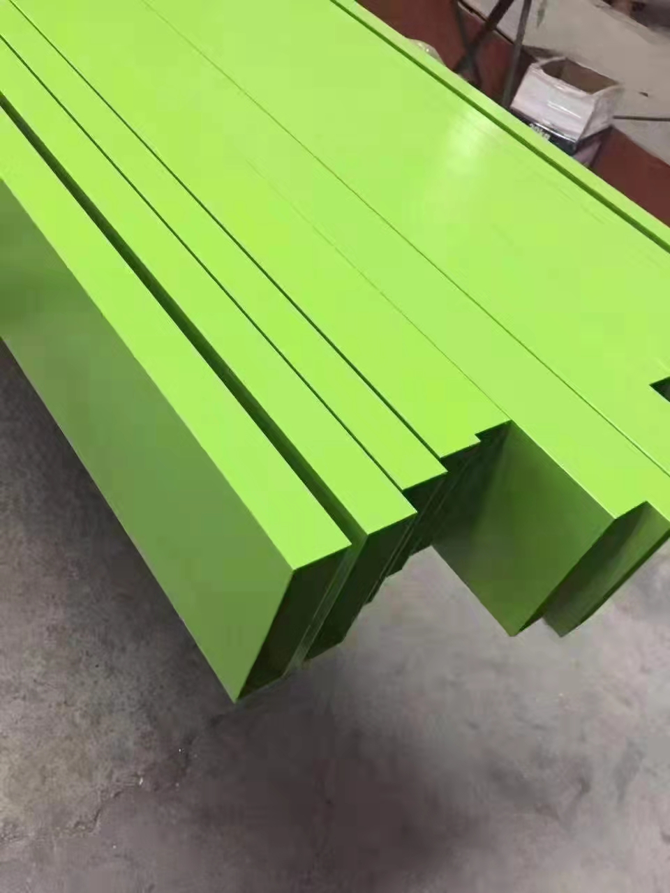 铝方通天花吊顶,U型铝方通,四方管,幕墙铝单板,氟碳漆,热转印木纹,聚酯油漆喷涂