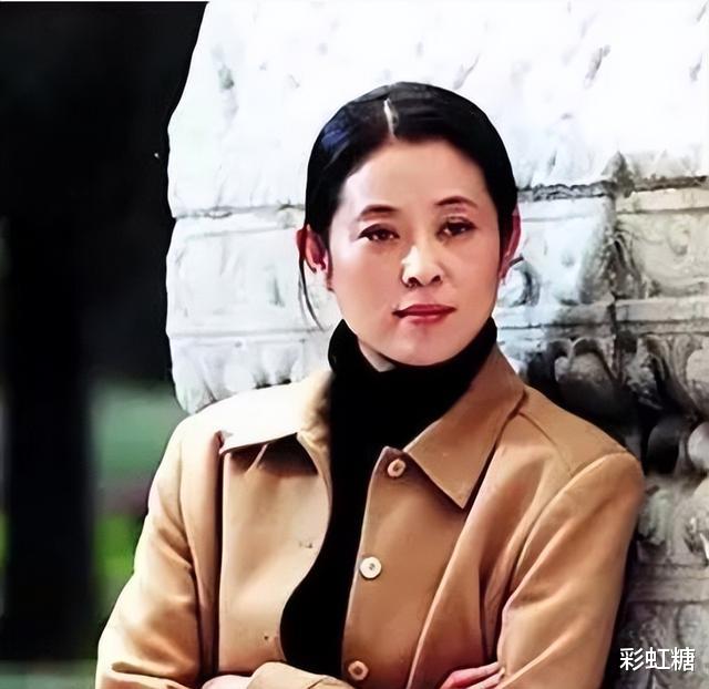 孙越|有一种母爱叫倪萍，为子求医十年，儿子痊愈后，她却倒下了