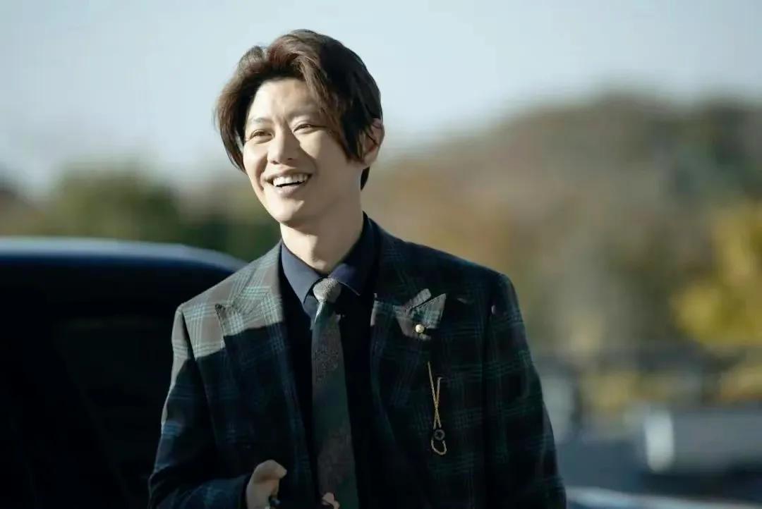 |从“李二牛”到“赵老三”，出道14年的赵荀终于火了