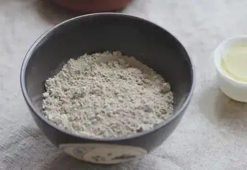 牙周炎|艾草是个宝丨灸后艾灰亦有用，平添生活小妙招