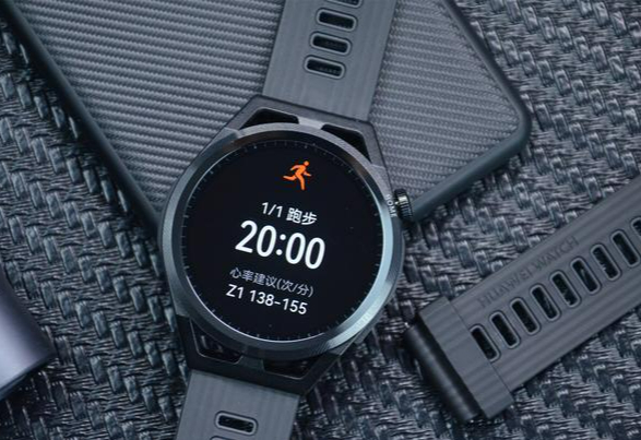 watchgt|华为WATCH GT Runner简评 能打电话也是腕上跑步教练 NFC更便捷