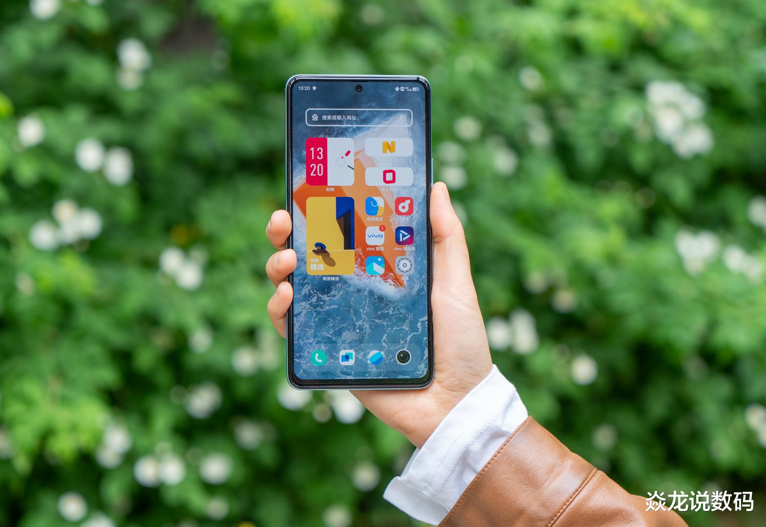 曲面屏|旗舰配置，中端价格，iQOO Neo6全面体验