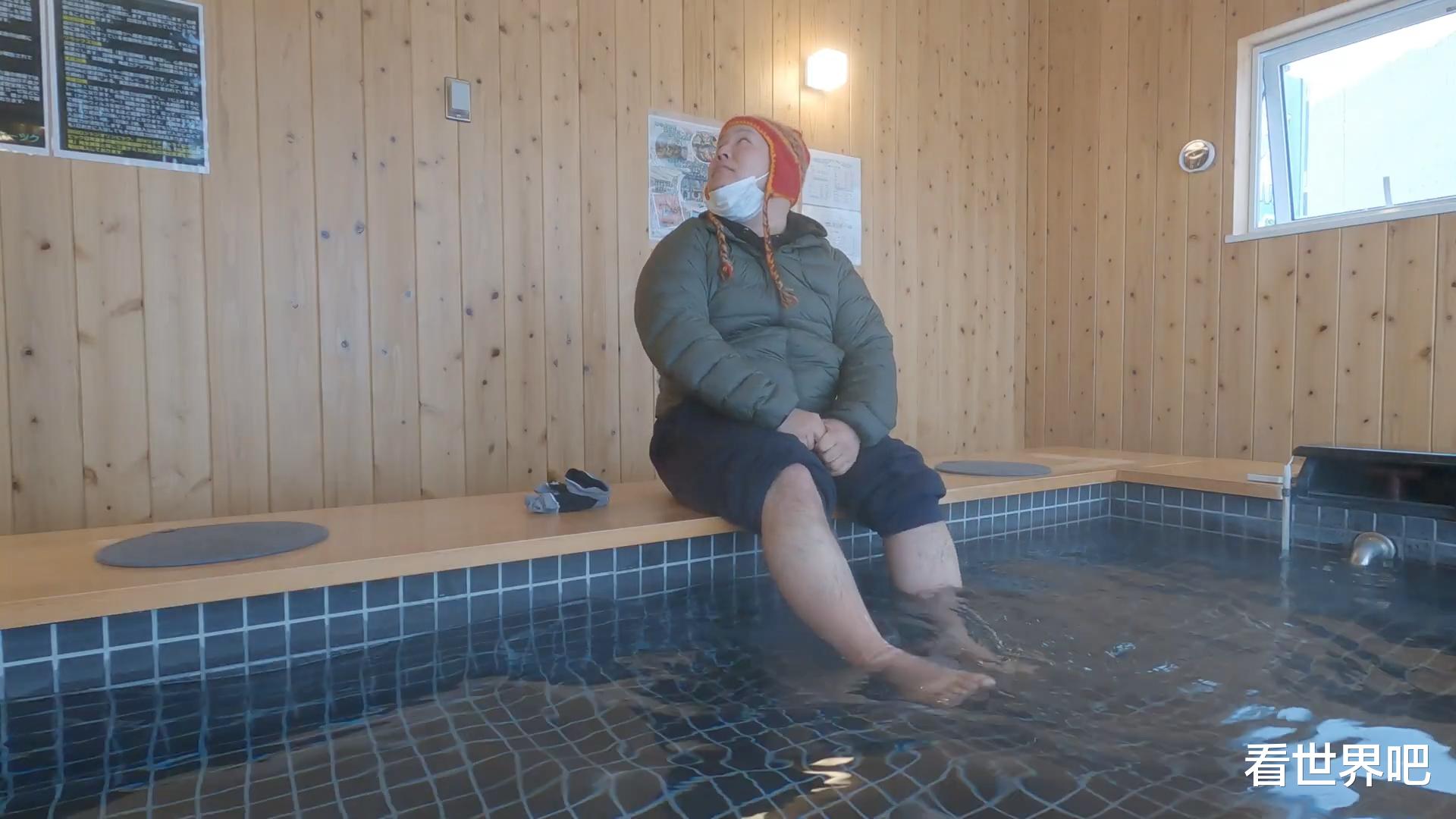 日本|日本35岁单身汉边打零工边旅游，大雪纷飞的寒冬，独自在床车过夜