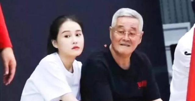 带货|辛巴、娇娇：你们这些网红都别直播带货了，改行当导演得了