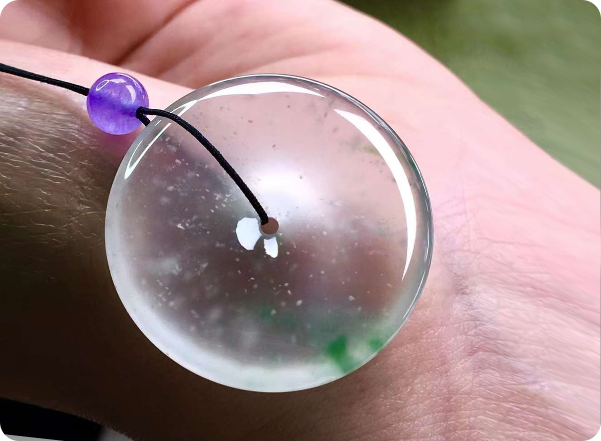 翡翠|玉挂件玉吊坠的历史发展、如何选择玉挂件、玉器挂件精品欣赏，看这一篇就够了